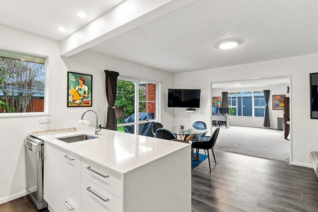 2/23 Montclare Avenue, Ilam, Christchurch City, Canterbury - Carousel 2