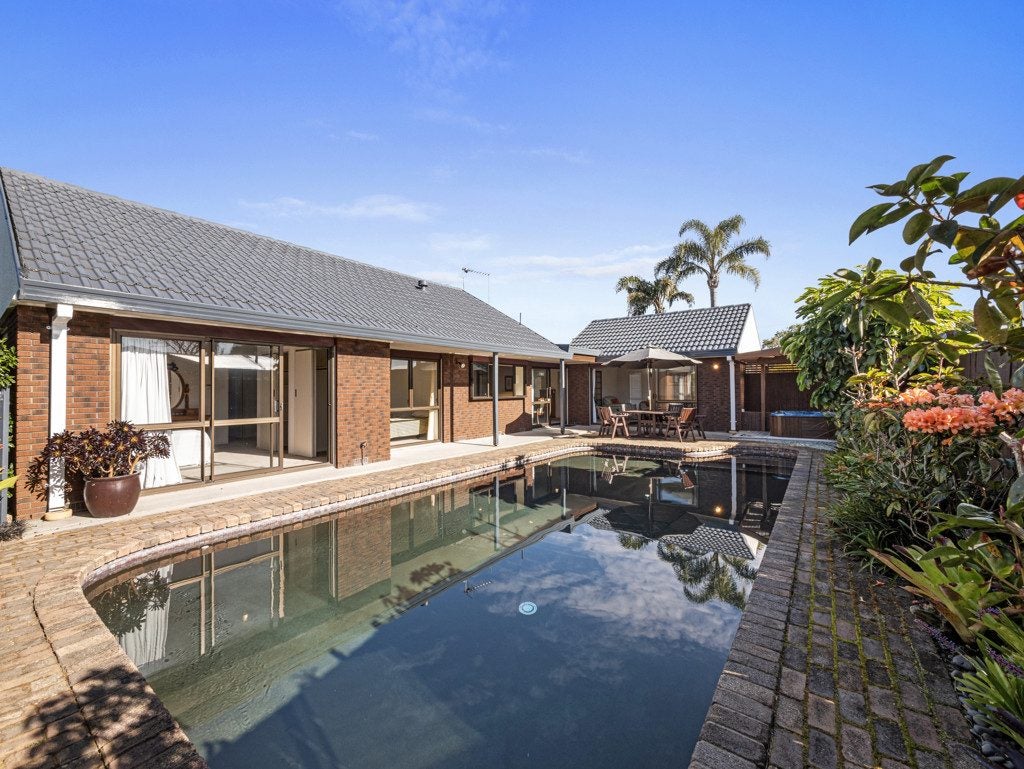 88 Myres Street, Otumoetai, Tauranga - Carousel 2