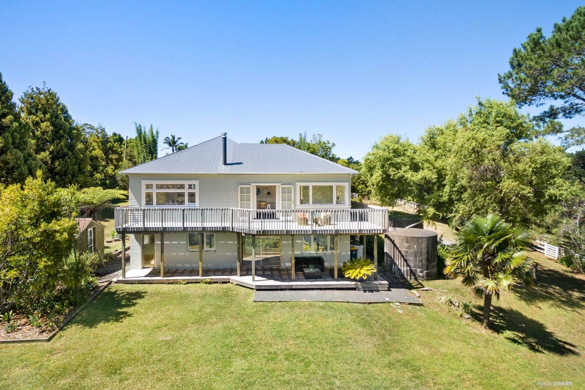 194 Gills Road, Albany Heights, Auckland - Carousel 1