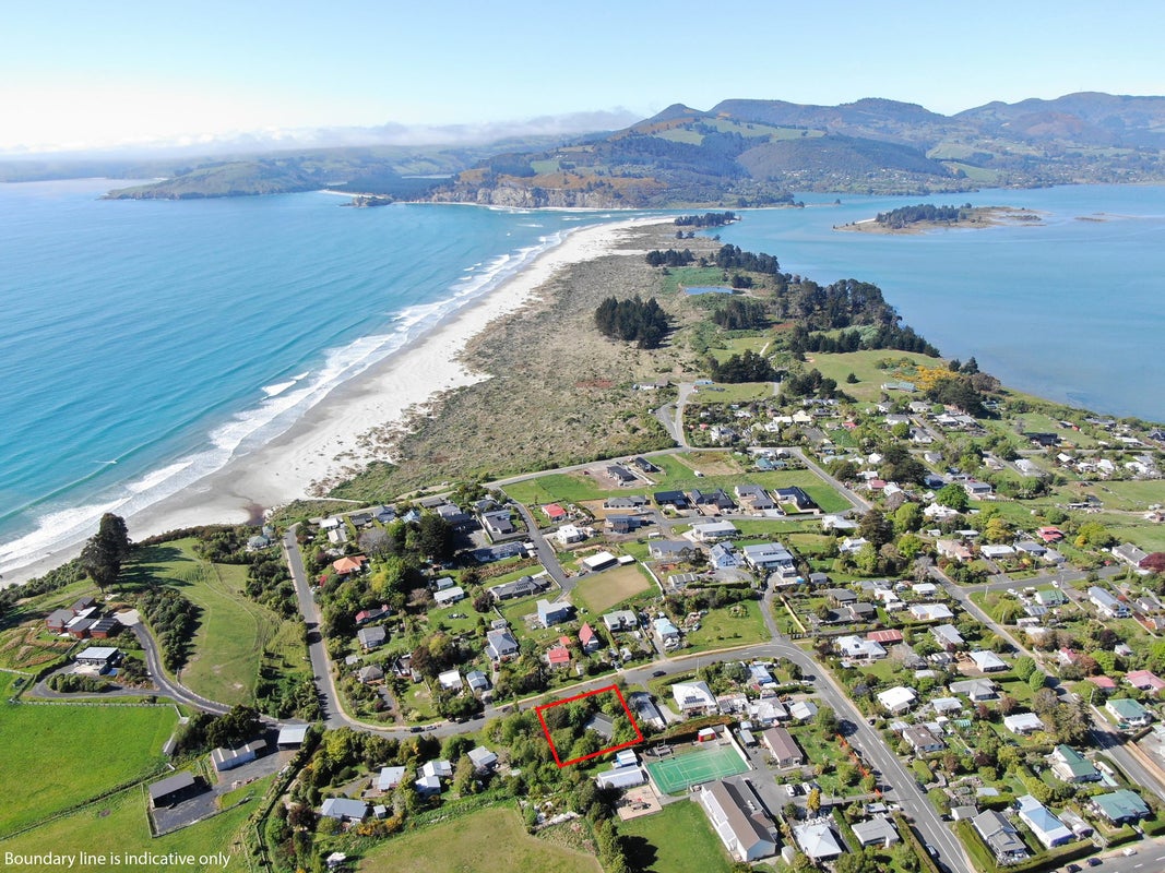 11 Watson Street, Green Island, Dunedin - Carousel 1