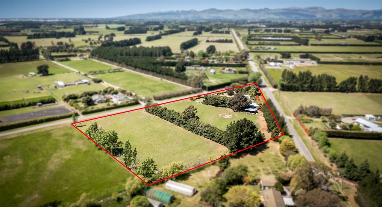 11 Berketts Road, Christchurch - Carousel 1