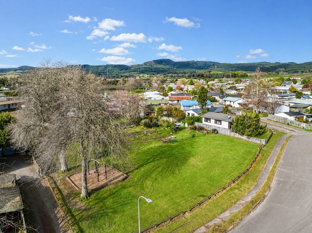 12A Aspen Place, Owhata, Rotorua - Carousel 14