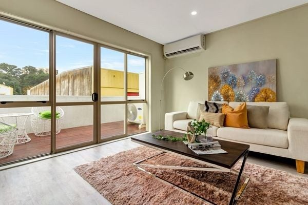 1/4 Ambrico Place, New Lynn, Auckland - Carousel 1