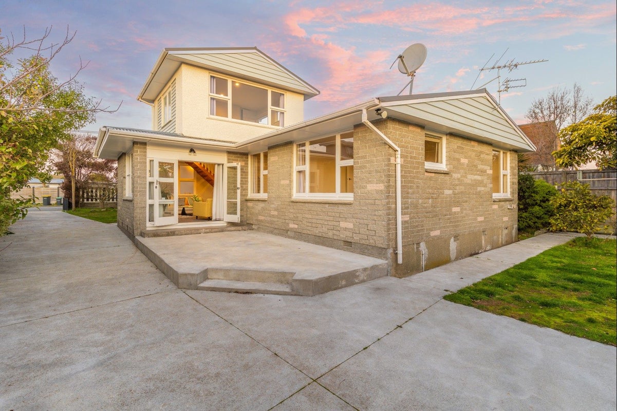 10 Malta Crescent, South New Brighton, Christchurch - Carousel 1