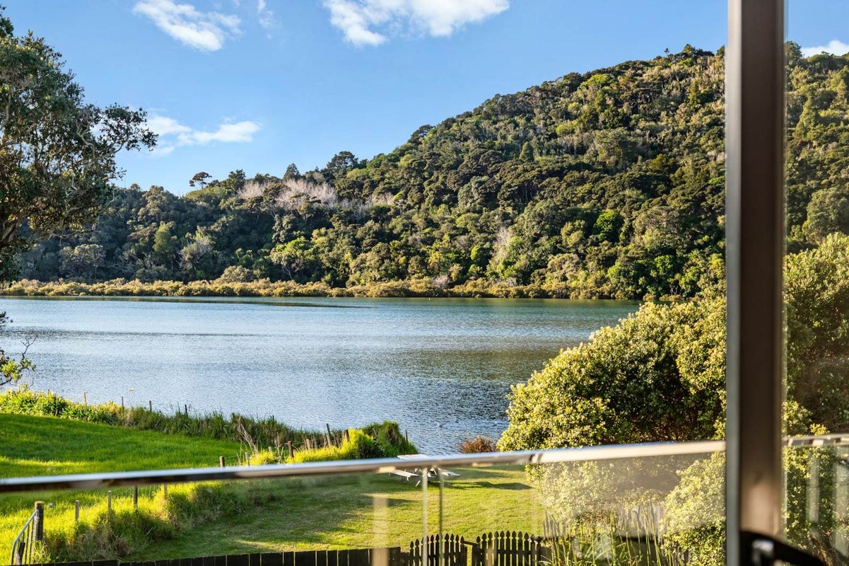 2G/25 Weranui Road, Waiwera, Orewa - Carousel 1