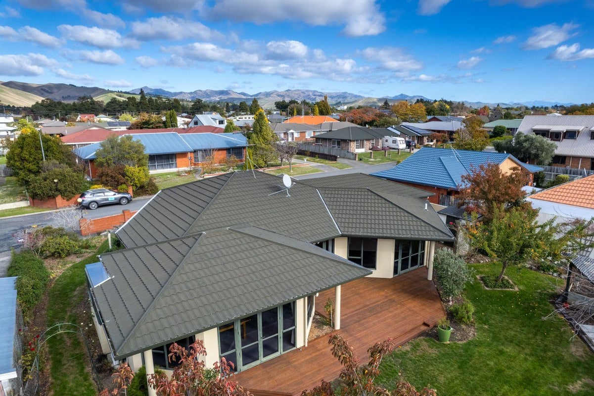 12 Karina Crescent, Redwoodtown, Blenheim - Carousel 2
