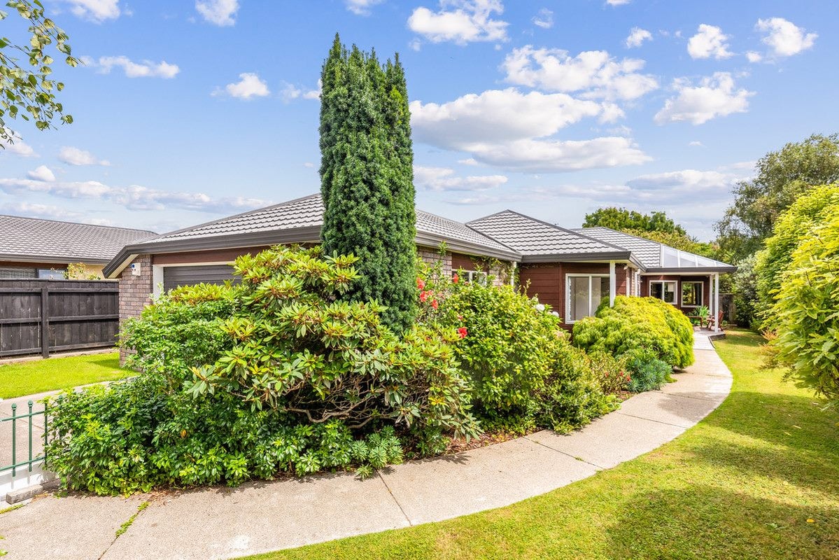 55 Cedar Drive, Paraparaumu Beach, Paraparaumu - Carousel 1