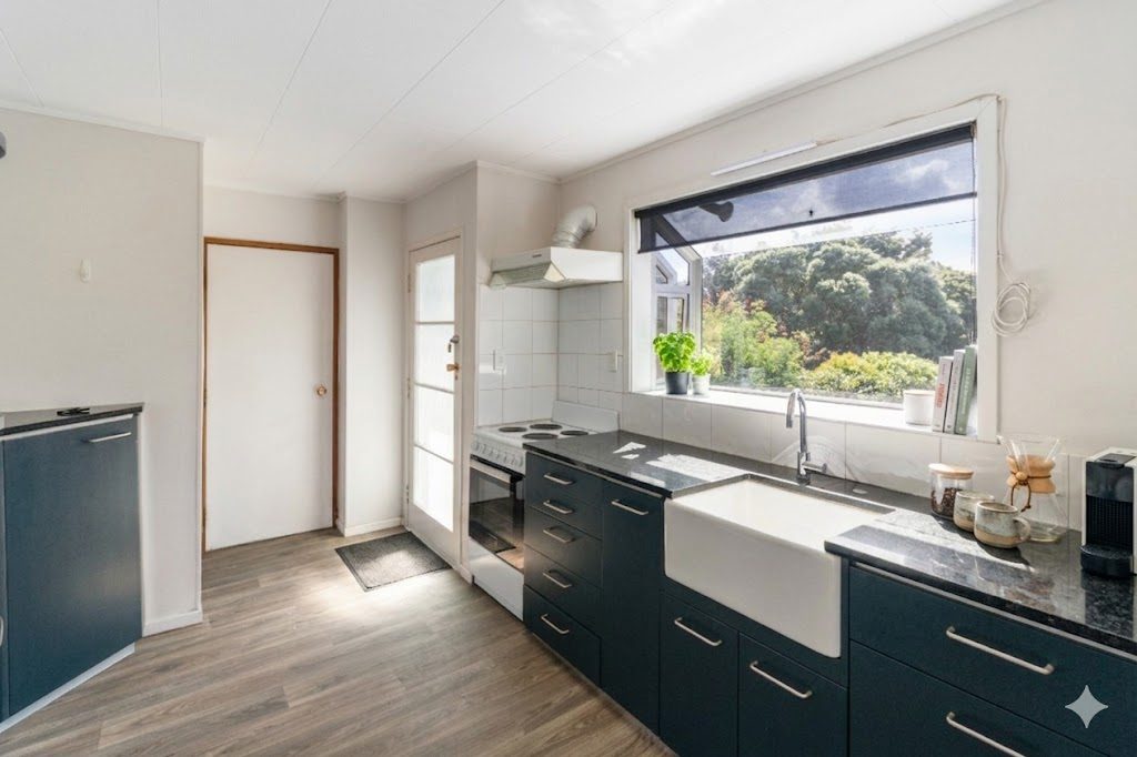 10 Everglade Drive, Goodwood Heights, Auckland - Carousel 2