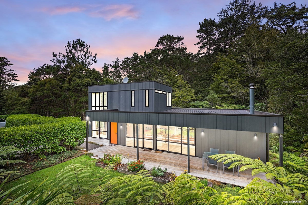 79 Hobson Road, Lucas Heights, Auckland - Carousel 1