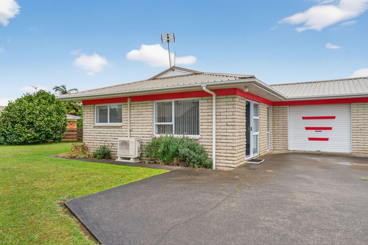 41A Edgewater Parade, Waiuku, Waiuku - Carousel 1
