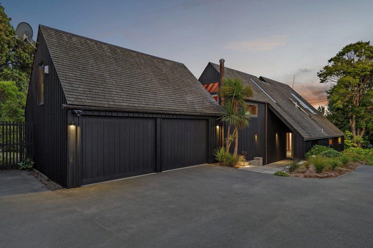 165 Main Road, Allandale, Lyttelton - Carousel 2