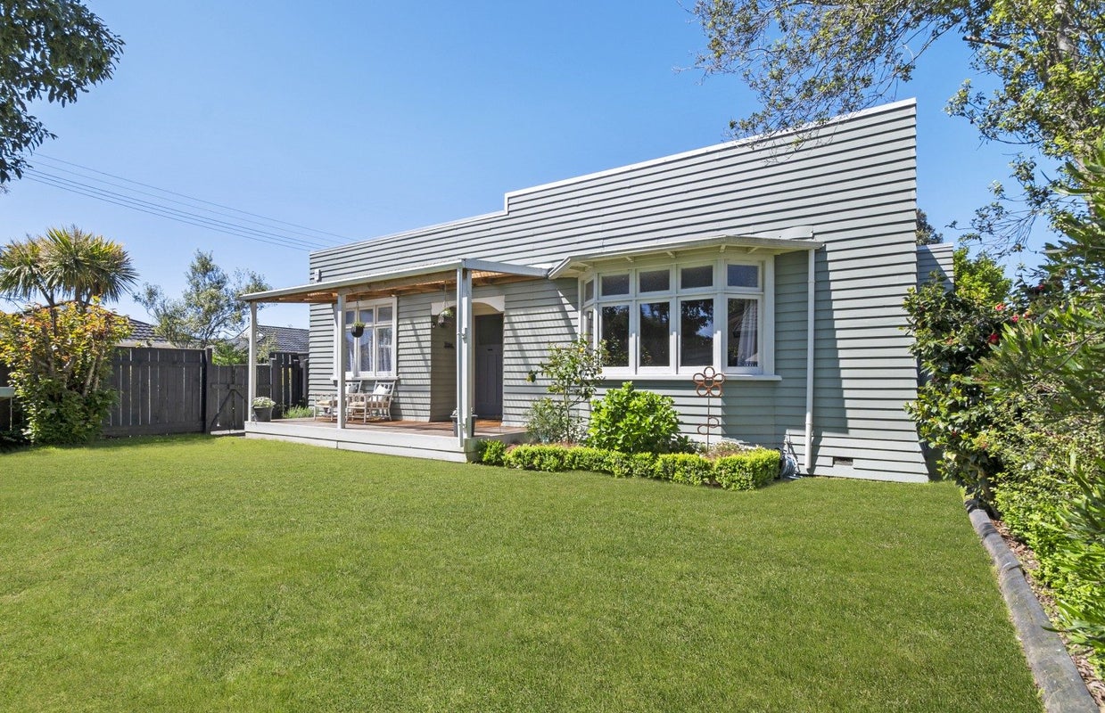 286A College Street, West End, Palmerston North - Carousel 1