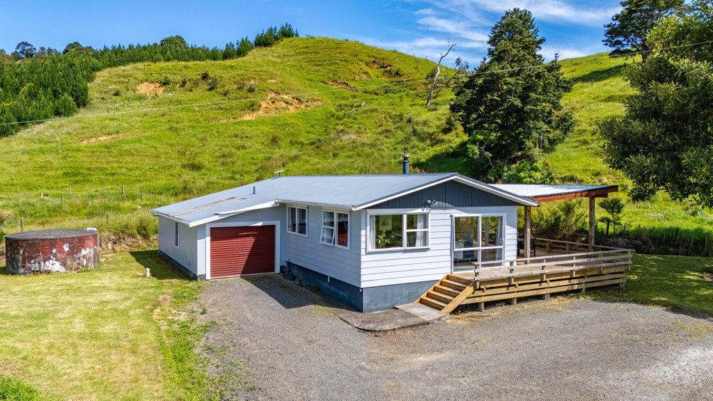 386 Pawarenga Road, Broadwood, Kohukohu - Carousel 1