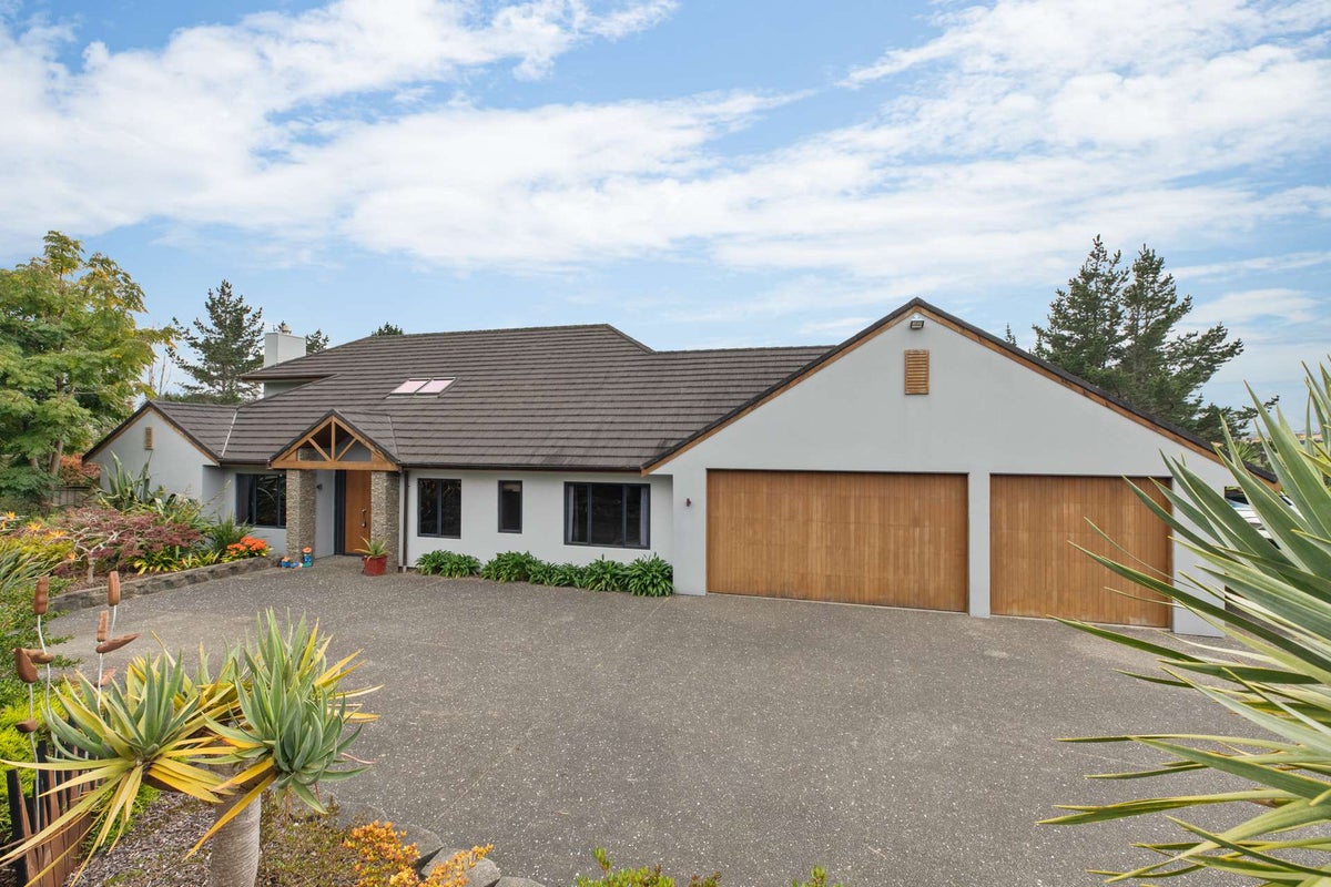 334C Redoubt Road, Totara Park, Auckland - Carousel 1