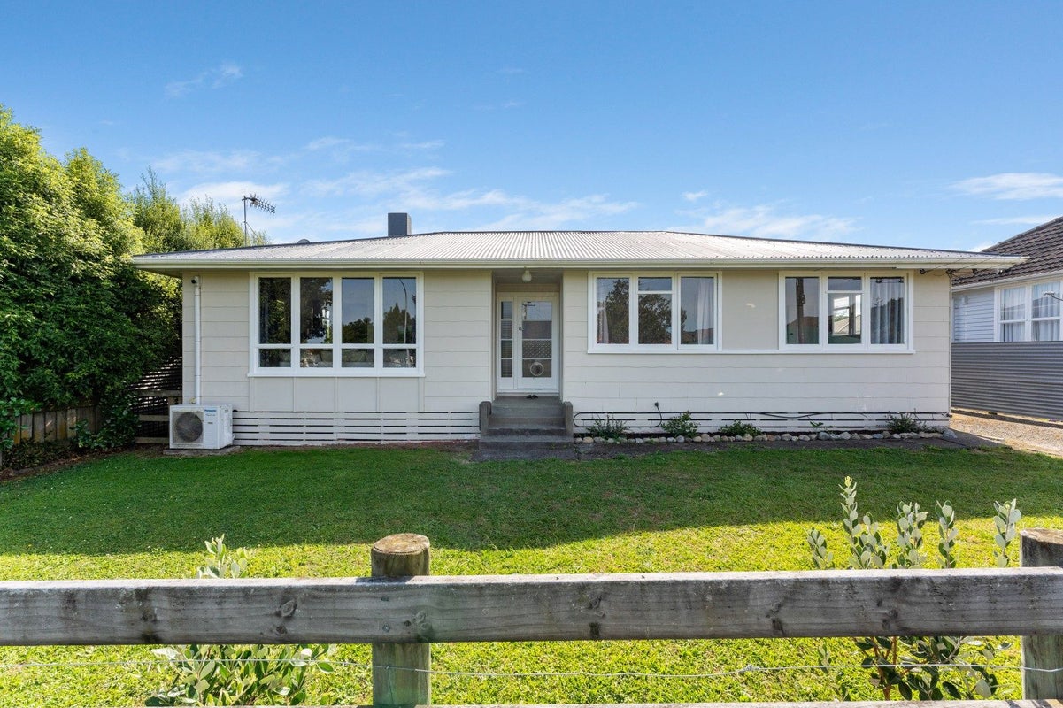 83 Grey Street, Shannon, Shannon - Carousel 1