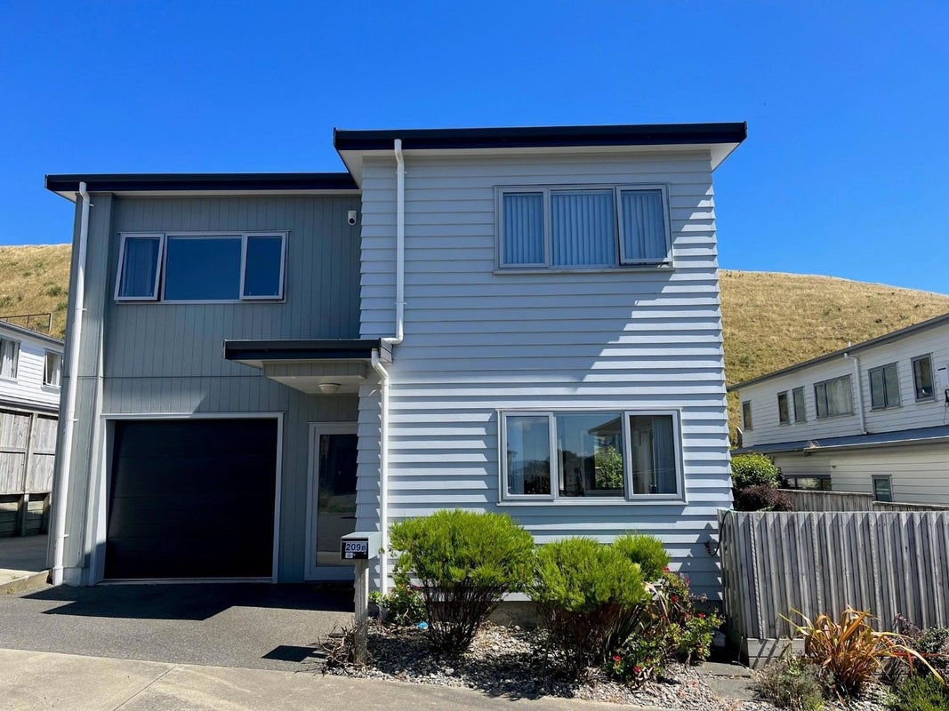 209B Mclintock Street North, Johnsonville, Wellington - Carousel 1