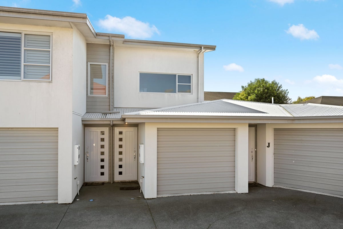 9I Denver Place, Hamilton East, Hamilton - Carousel 1
