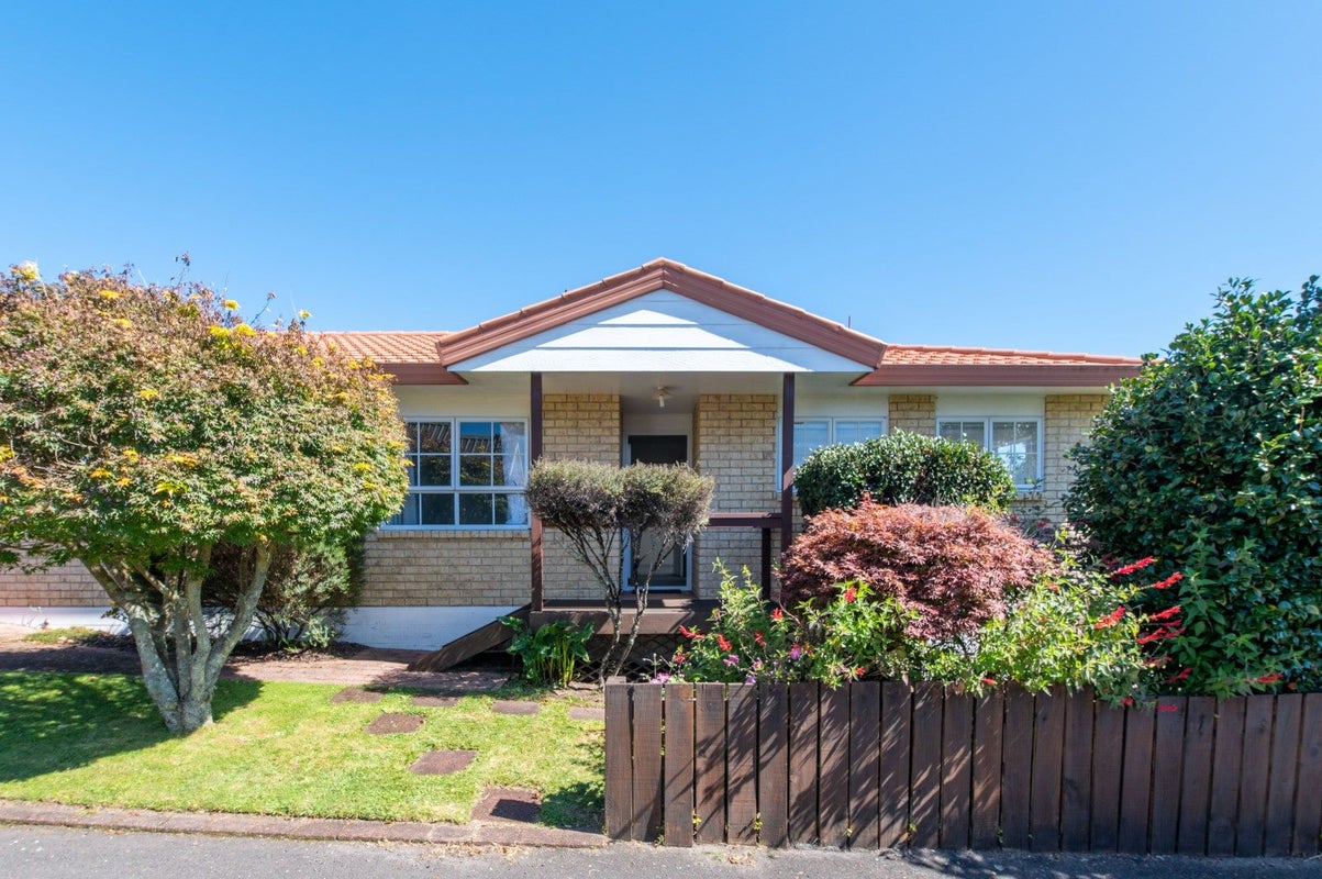 17A Larcy Road, Lynmore, Rotorua - Carousel 1