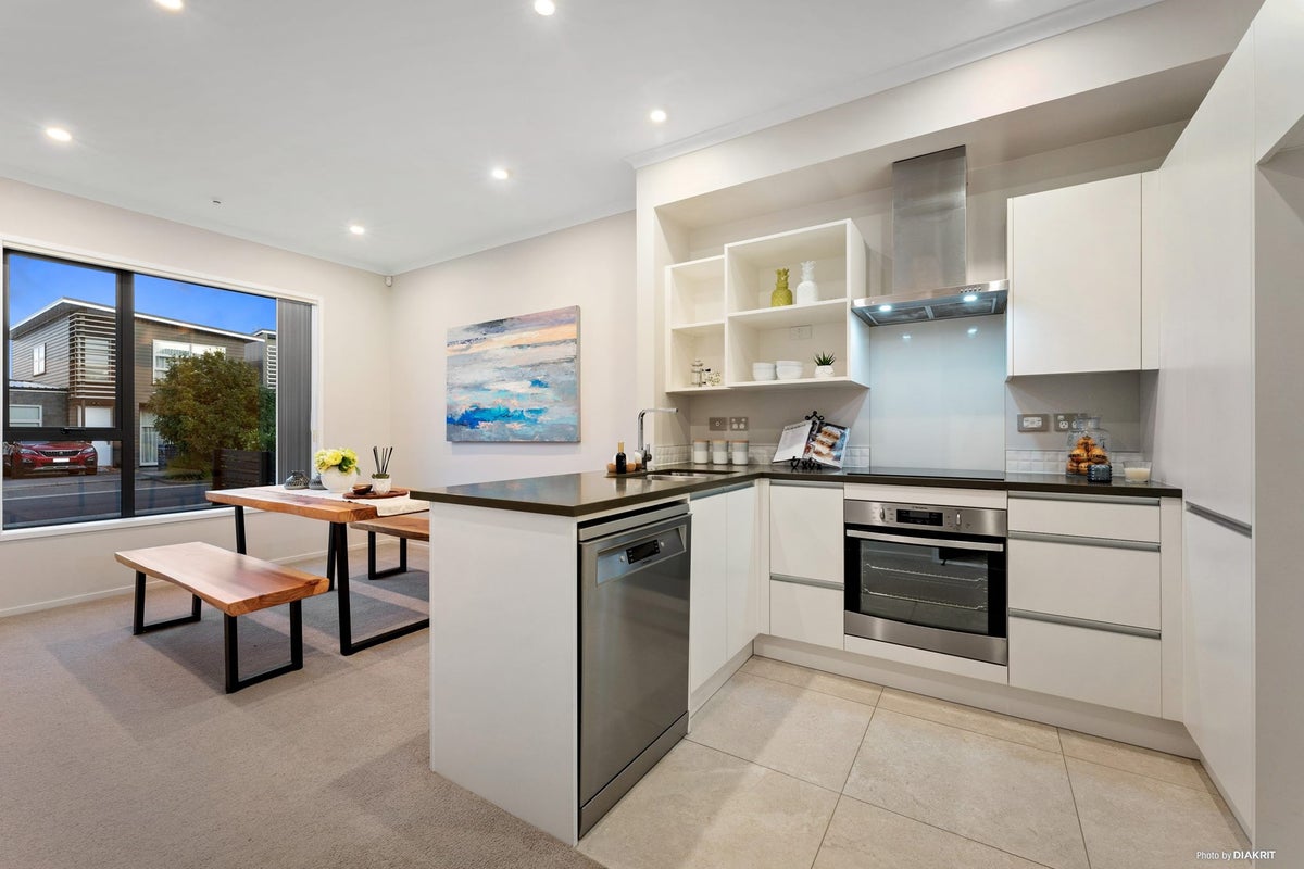 20 Spotted Dove Road, Hobsonville, Auckland - Carousel 1