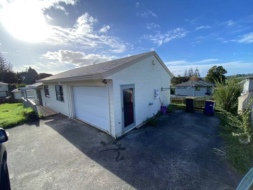 2/58 Verran Road, Birkdale, Auckland - Carousel 1