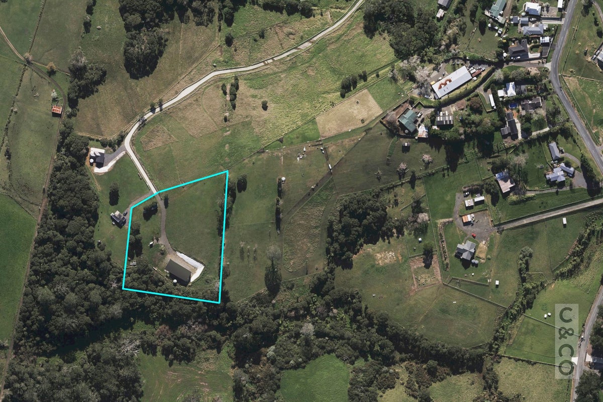 22 Houkura Place, Taupaki, Henderson - Carousel 26