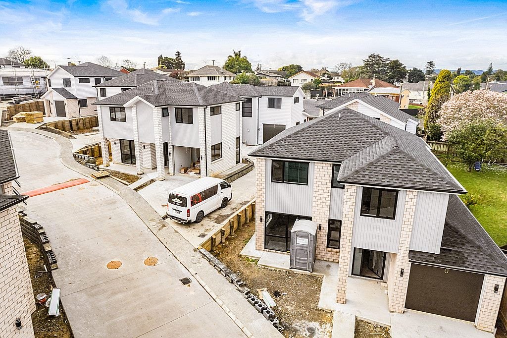 29B Dreadon Road, Manurewa, Auckland - Carousel 1