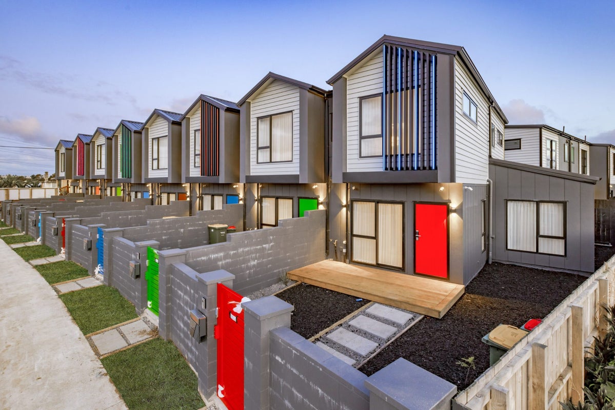 1/3 Capstick Road, Otara, Auckland - Carousel 1