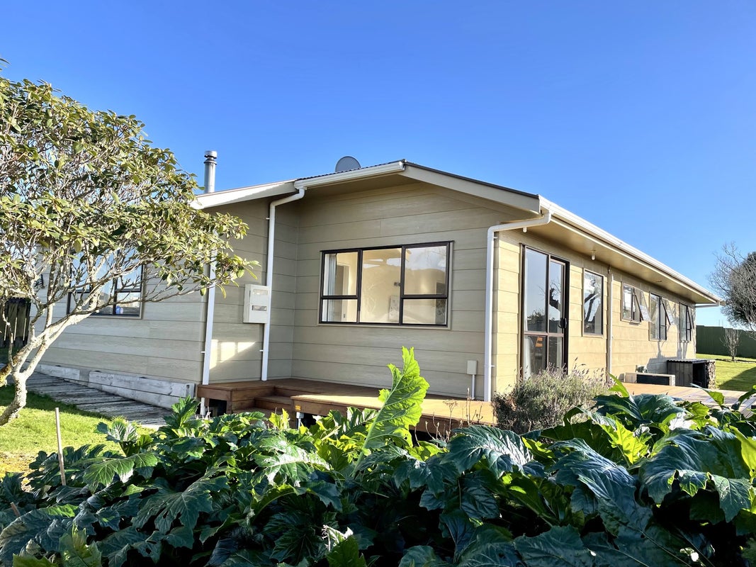 32 Hall Road, Ngongotaha, Rotorua - Carousel 1