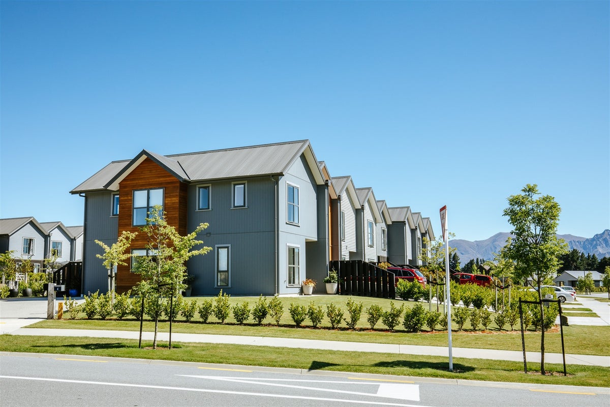 4 Obelisk street, Wanaka, Queenstown - Carousel 2