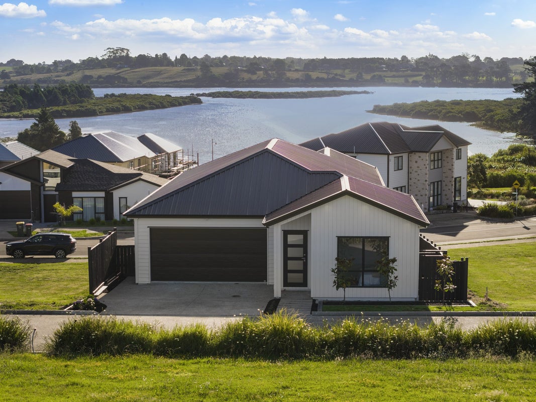17 Emerald Avenue, Rosehill, Papakura - Carousel 2