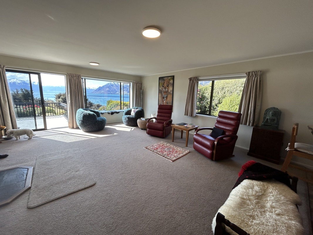 224 Lakeview Terrace, Wanaka - Carousel 2