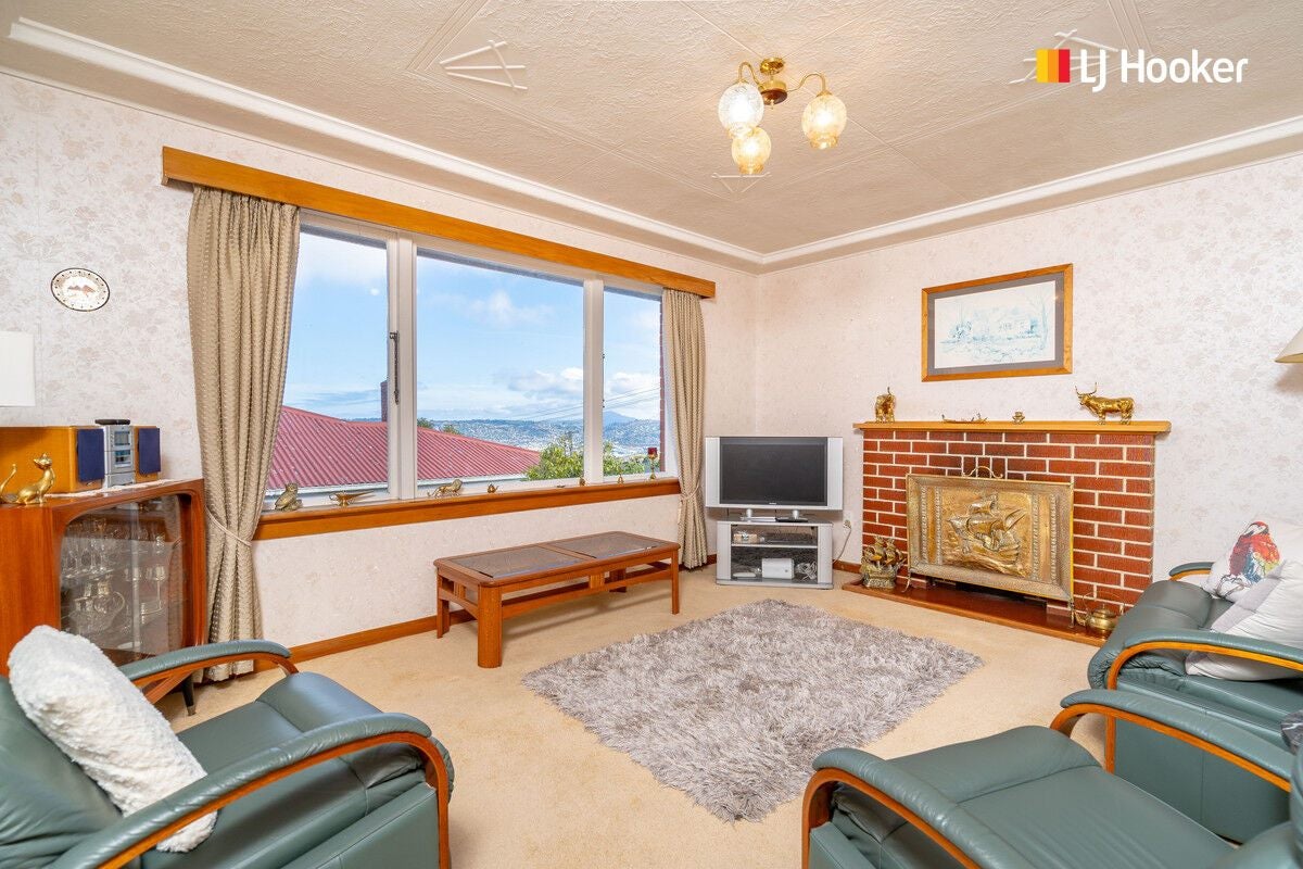 56 Murano Street, Shiel Hill, Dunedin - Carousel 2