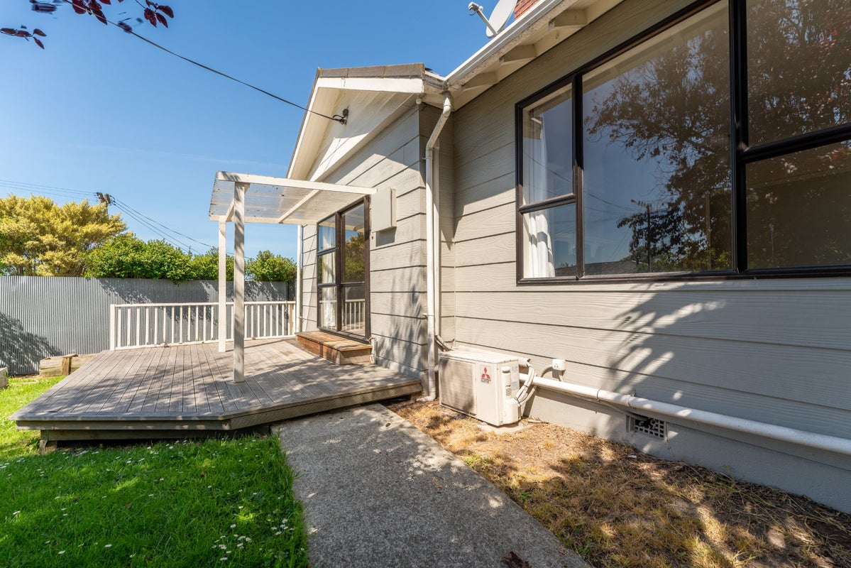 16 Macdonald Street, Waimataitai, Timaru - Carousel 1
