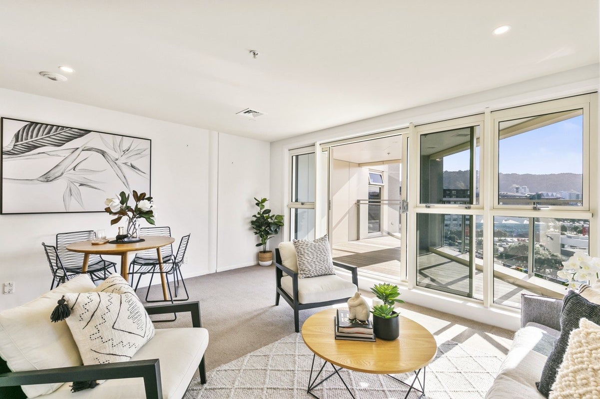 7D/5 Kent Terrace, Mount Victoria, Wellington - Carousel 2