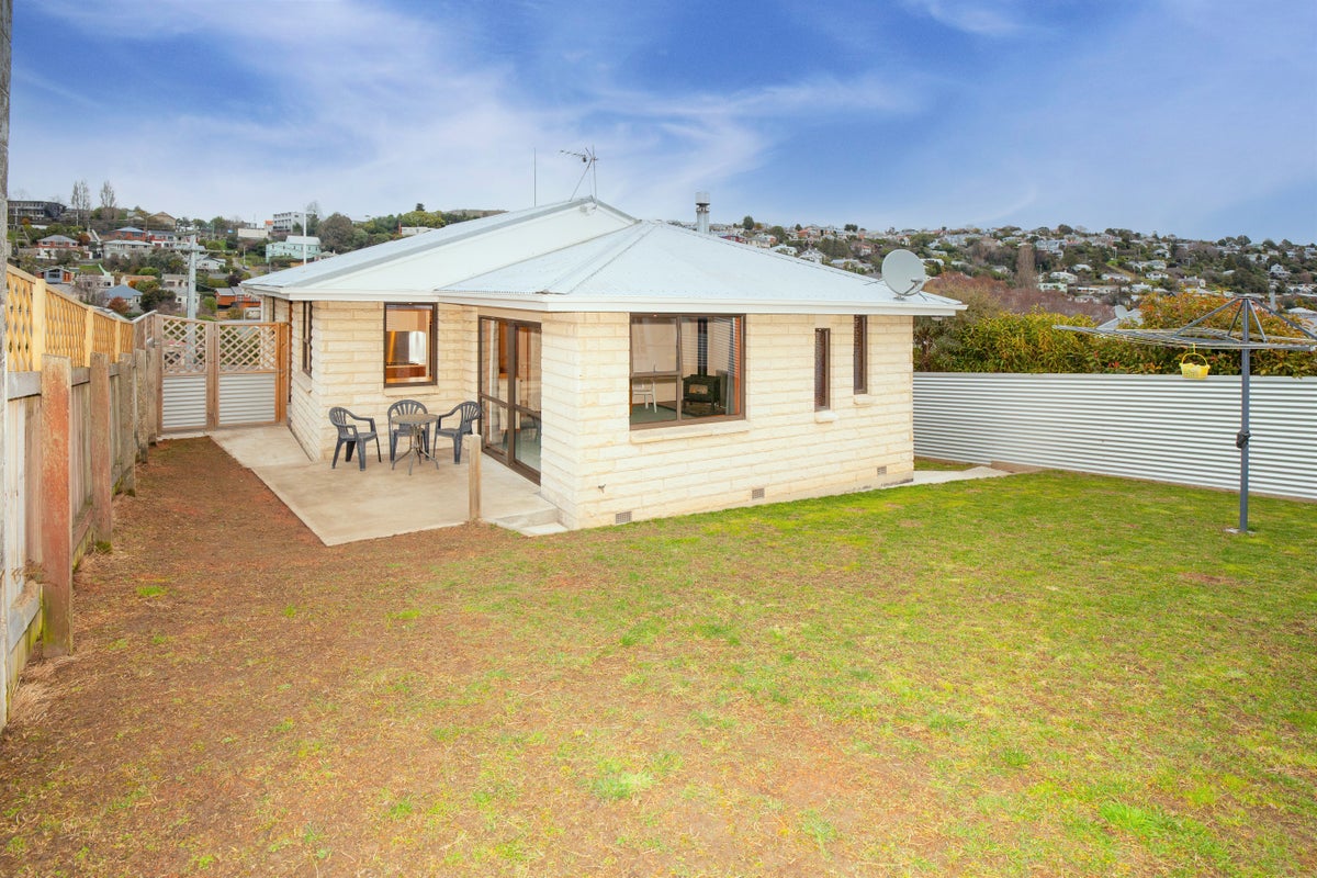 53 Nairn Street, Kaikorai, Dunedin - Carousel 1