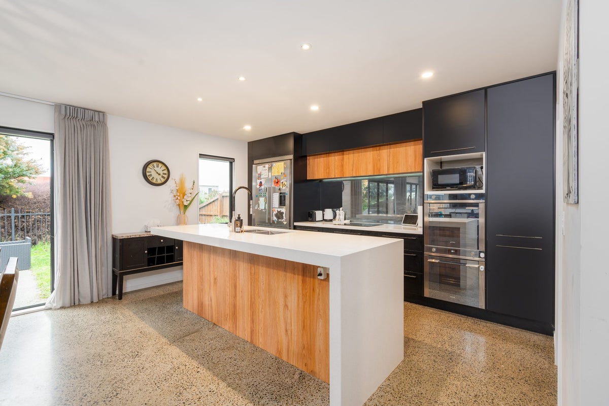 5 Echelon Drive, Wigram, Christchurch - Carousel 2