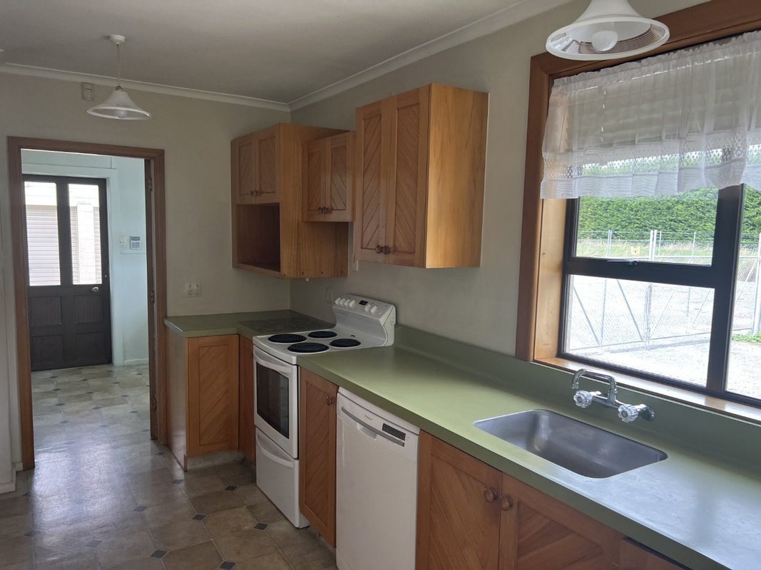 500 SAWYERS ARMS ROAD, Harewood, Christchurch - Carousel 2