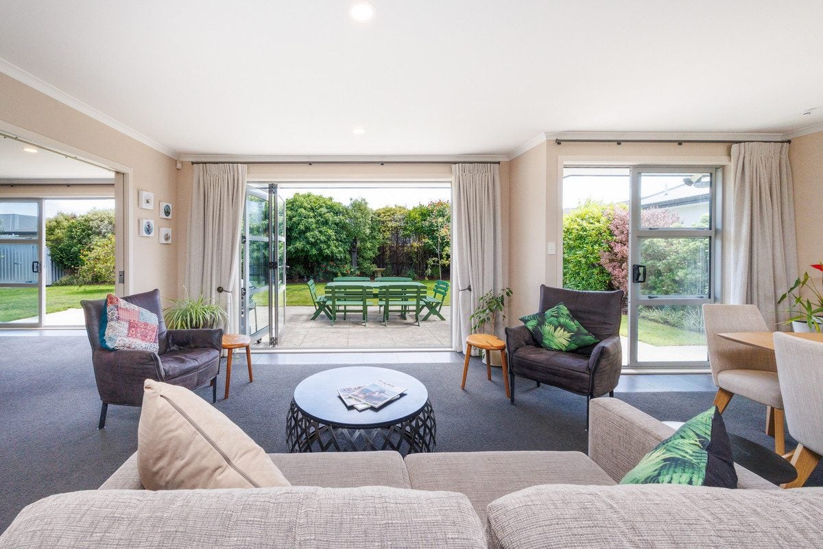 49 Rodeo Drive, Kelvin Grove, Palmerston North - Carousel 2