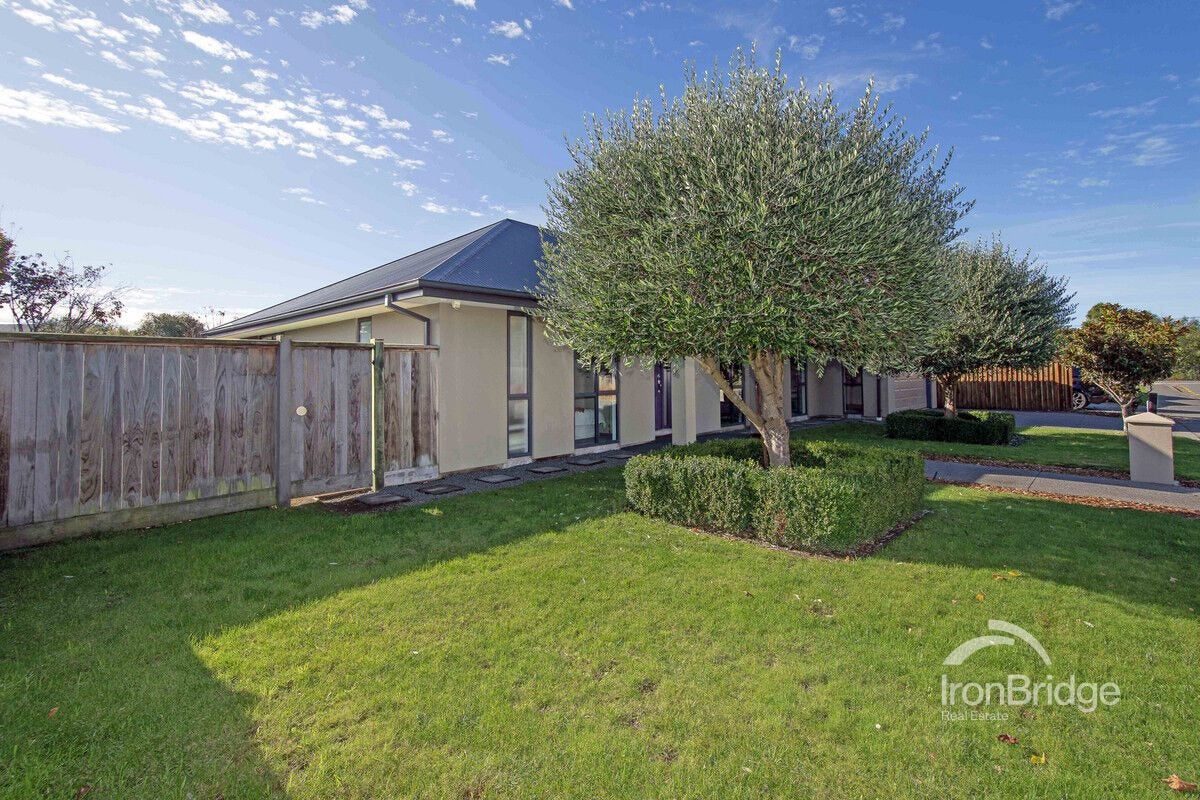 4 East Ellington Drive, Mairehau, Christchurch - Carousel 17
