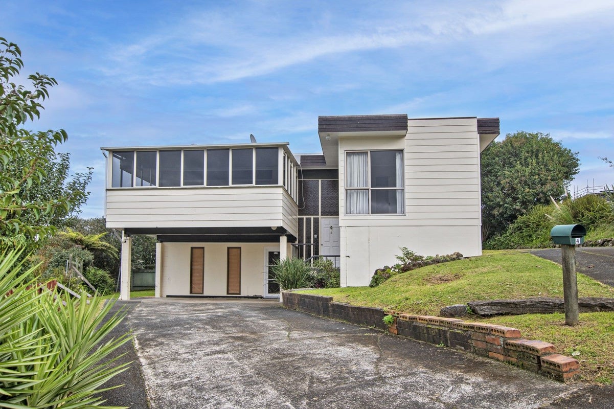 4 Bellbird Avenue, Onerahi, Whangarei - Carousel 1