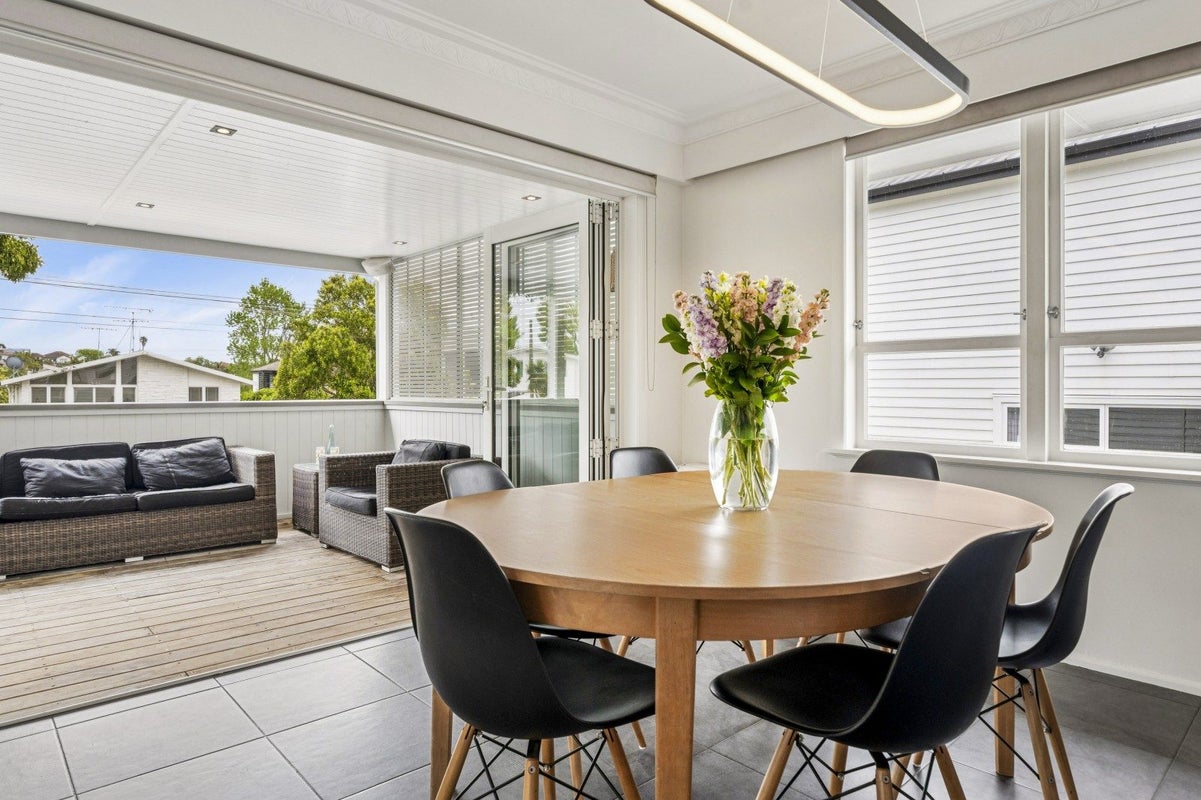 21 Washington Avenue, Glendowie, Auckland - Carousel 2