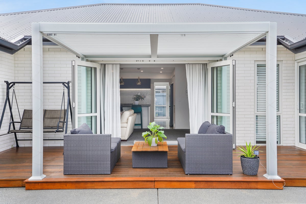 13 Henrietta Street, Marshland, Christchurch - Carousel 1