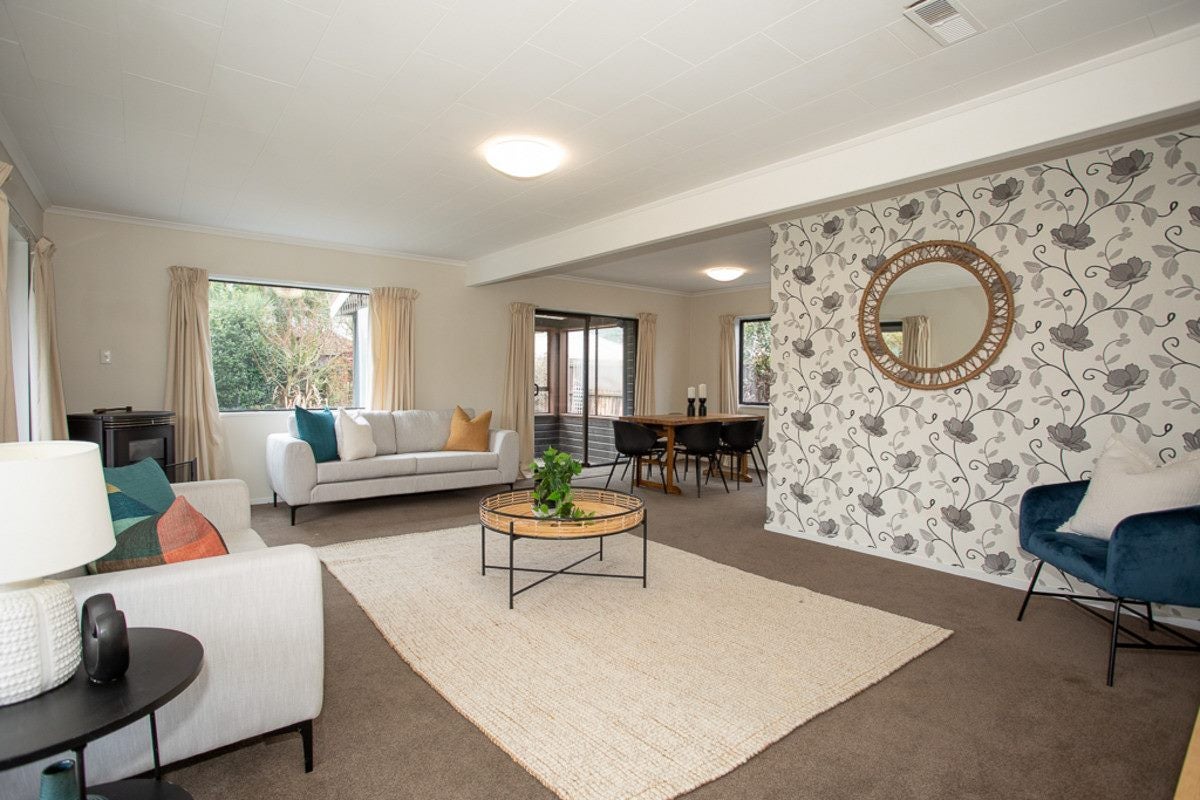 16 Sawtell Place, Northcote, Christchurch - Carousel 1
