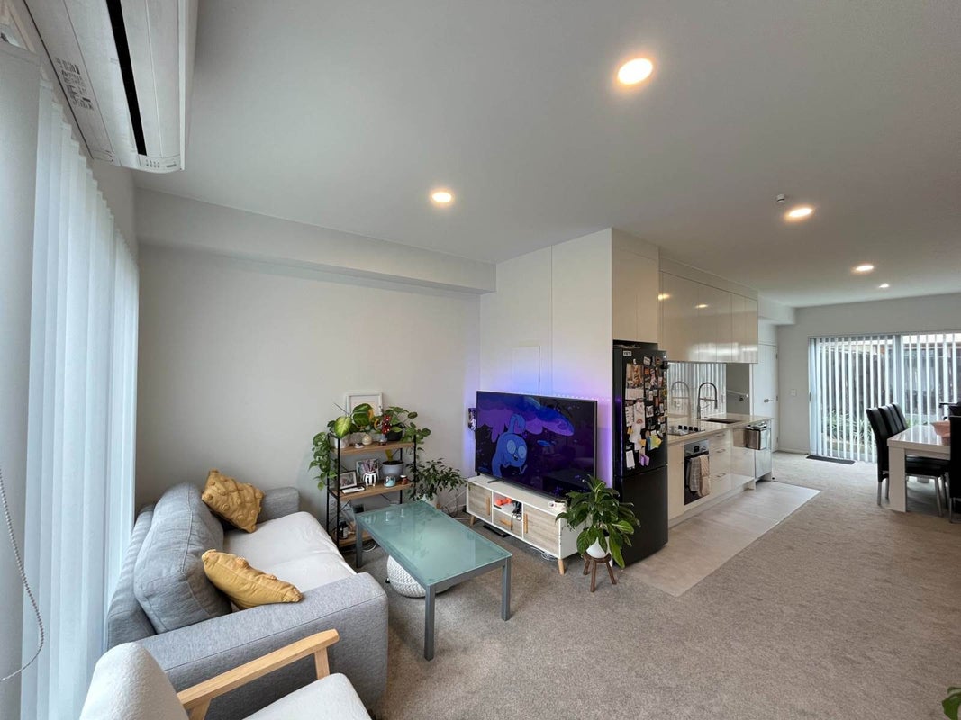 53B Edmonton Road, Henderson, Auckland - Carousel 2