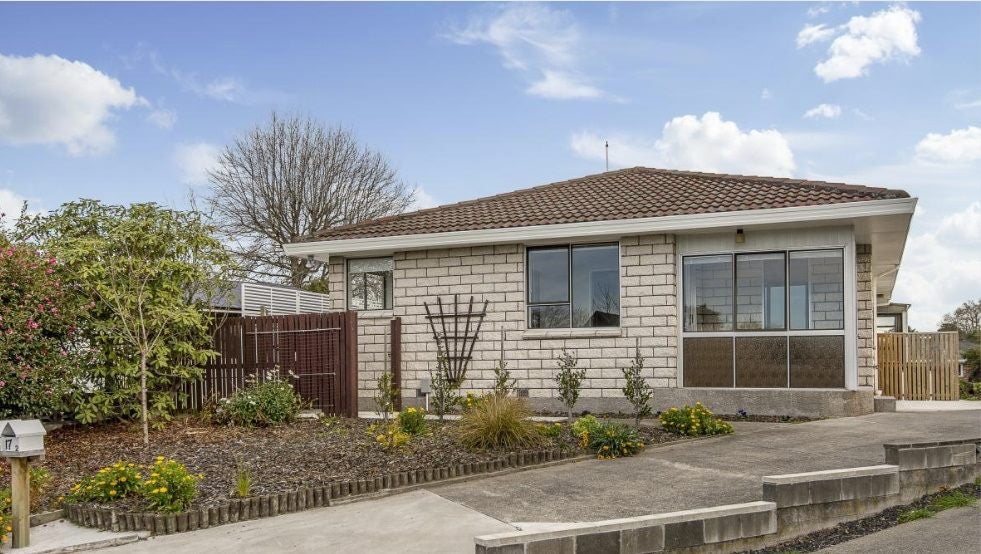 1/17 URELLA PLACE, Spreydon, Christchurch - Carousel 1
