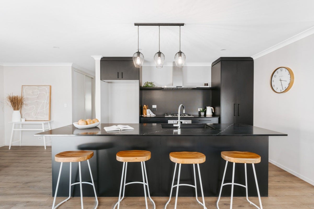 35 Pakanga Grove, Pyes Pa, Tauranga - Carousel 2