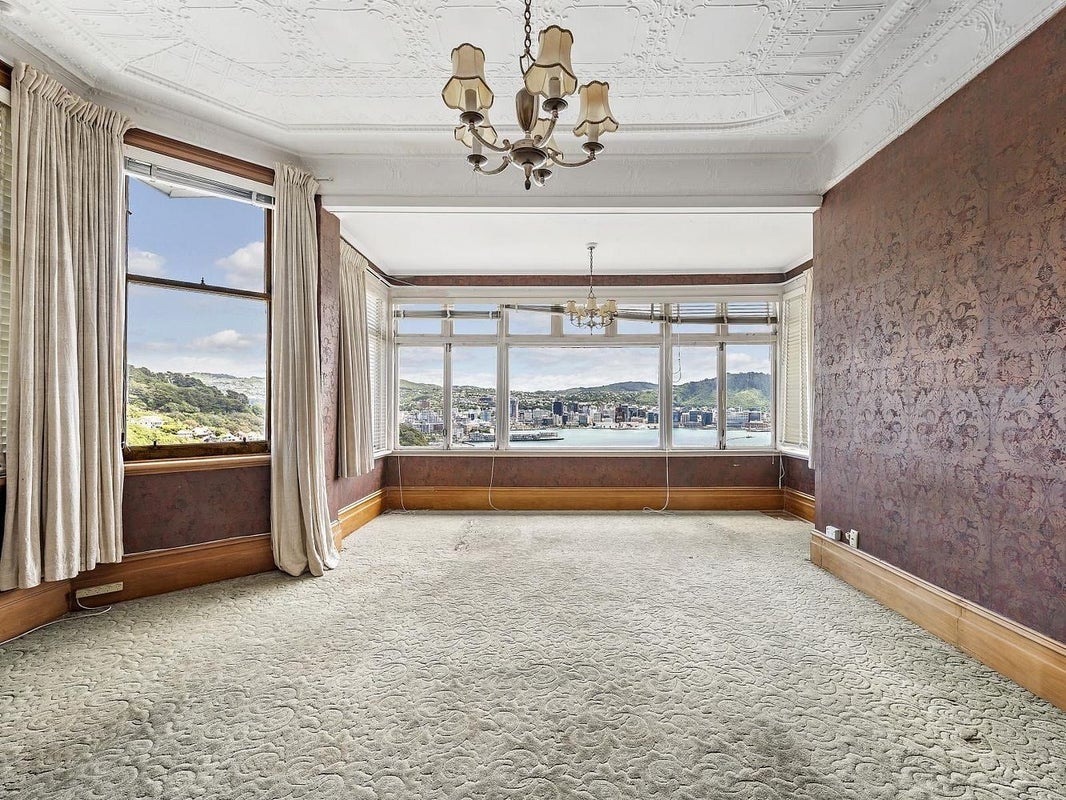 49 The Crescent, Roseneath, Wellington - Carousel 2