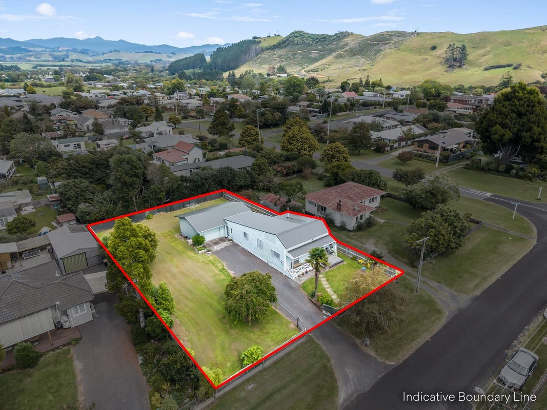 18 Regent Street, Waihi, Waihi - Carousel 1