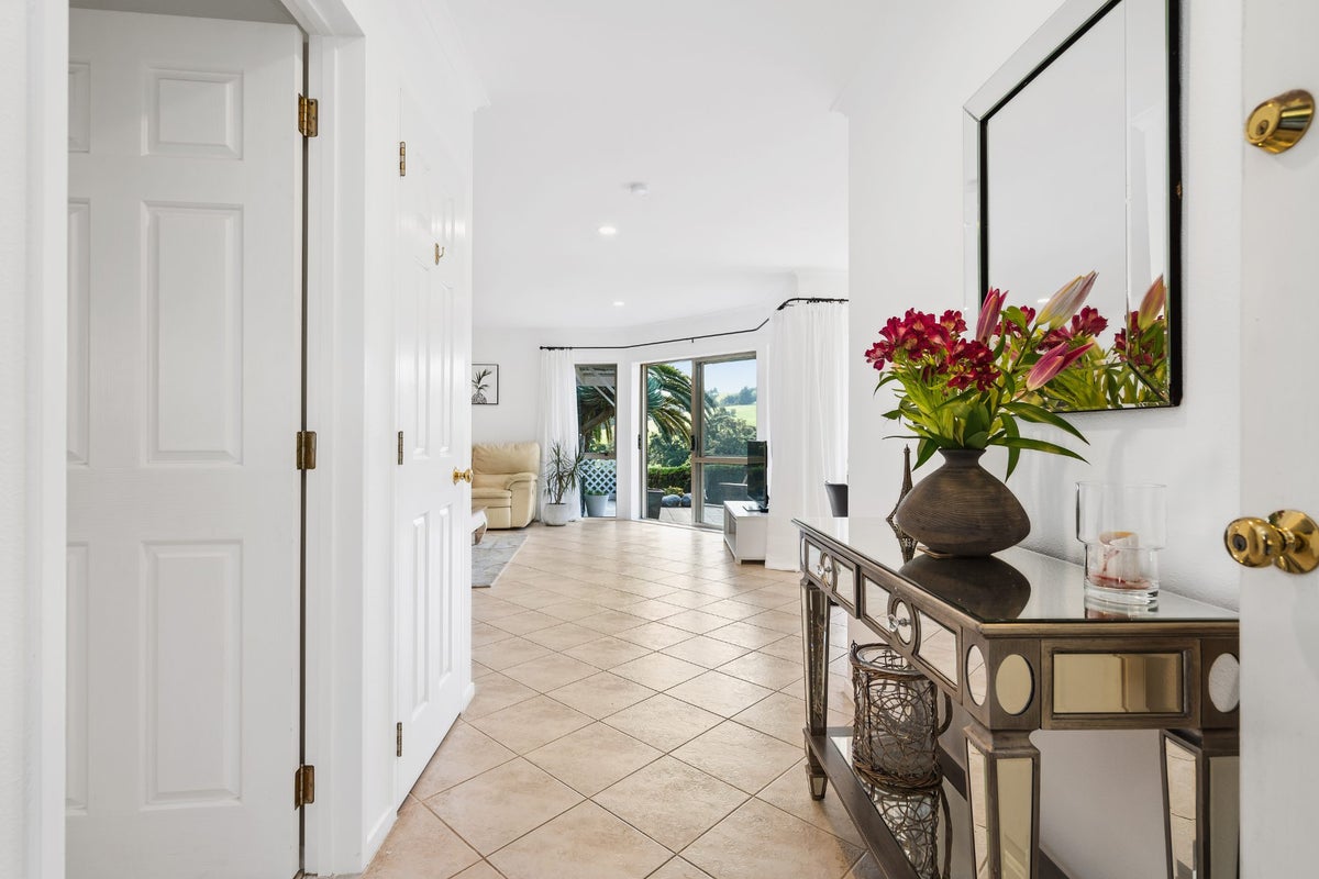 11 Bush Haven Drive, Kamo, Whangarei - Carousel 2
