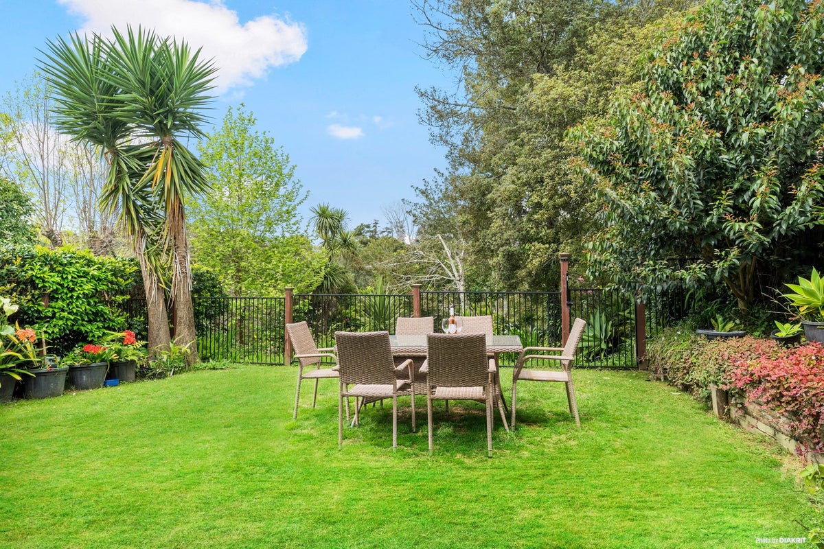 97 Porritt Avenue, Chatswood, Auckland - Carousel 2